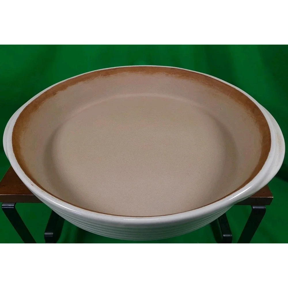 Pampered Chef Oval Stoneware Baker Family Heritage Vanilla 11